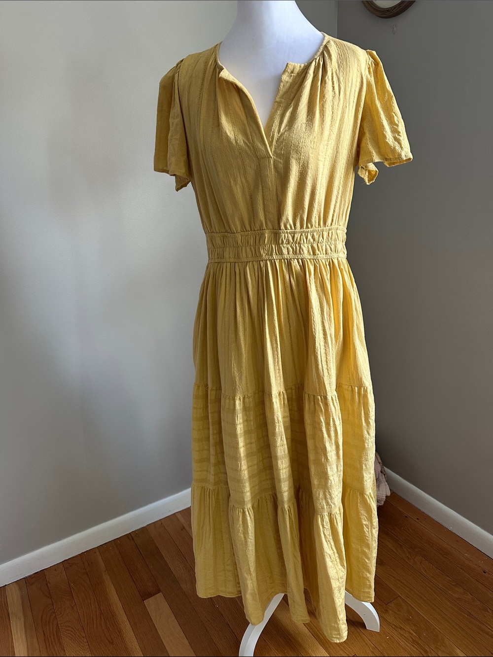 BTFBM Sunshine Tiered V-Neck Midi Dress, Sz M